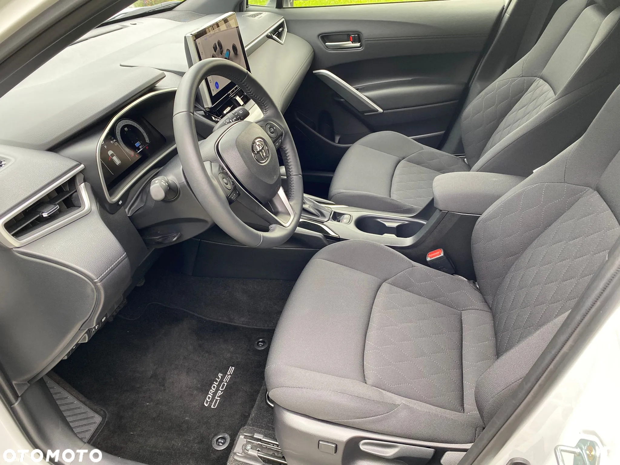 Toyota Corolla Cross 2.0 Hybrid Style - 32