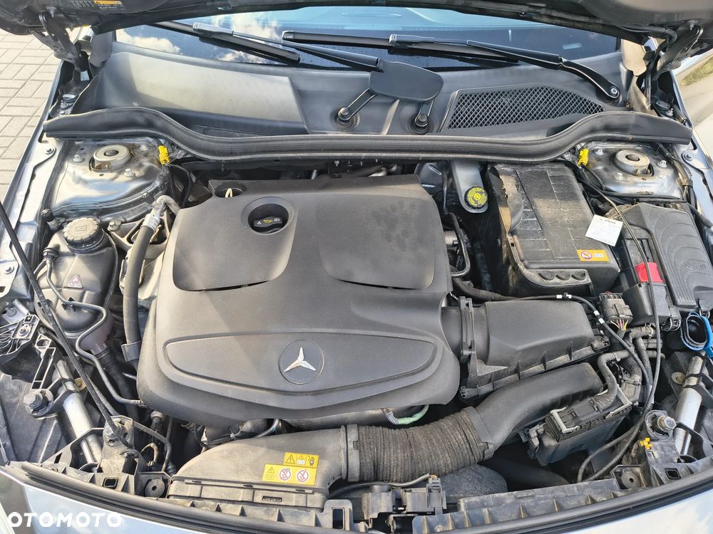 Mercedes-Benz Klasa A 180 (BlueEFFICIENCY) - 18