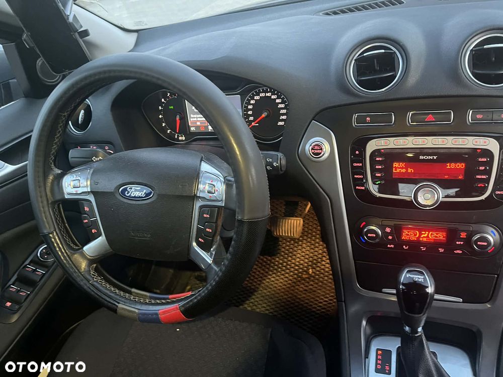 Ford Mondeo 2.0 T Titanium - 8