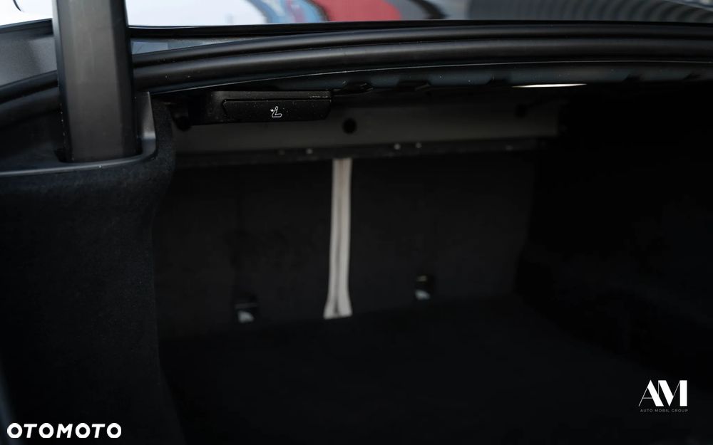 BMW Seria 8 M850i xDrive - 29