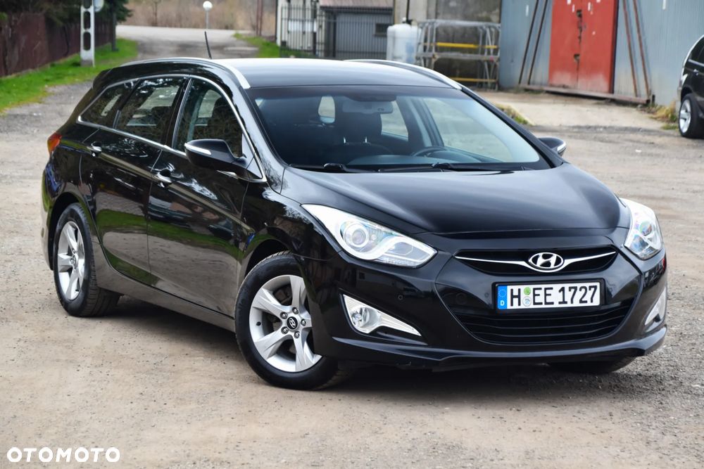 Hyundai i40 i40cw 1.7 CRDi Fifa World Cup Edition - 31