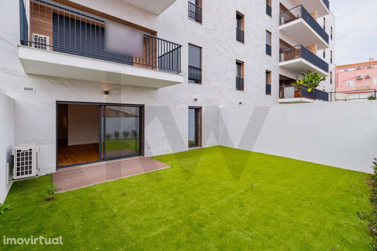 Apartamento T1 de Luxo no Condomínio Panorama, Setúbal – Terraço e Pis - Grande imagem: 4/26