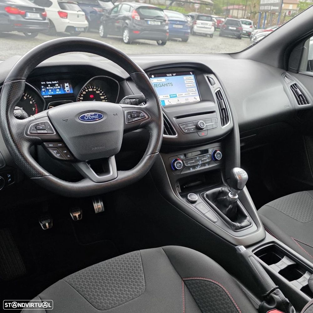 Ford Focus 1.0 EcoBoost ST-Line - 5