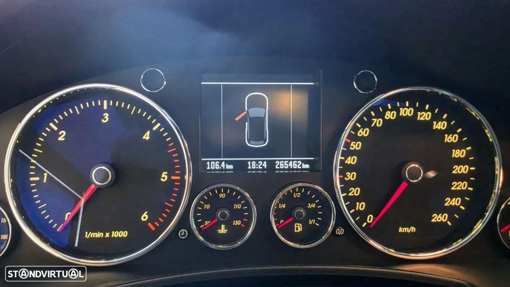 Volkswagen Touareg 3.0 TDI V6 Tiptronic — fotografia 46