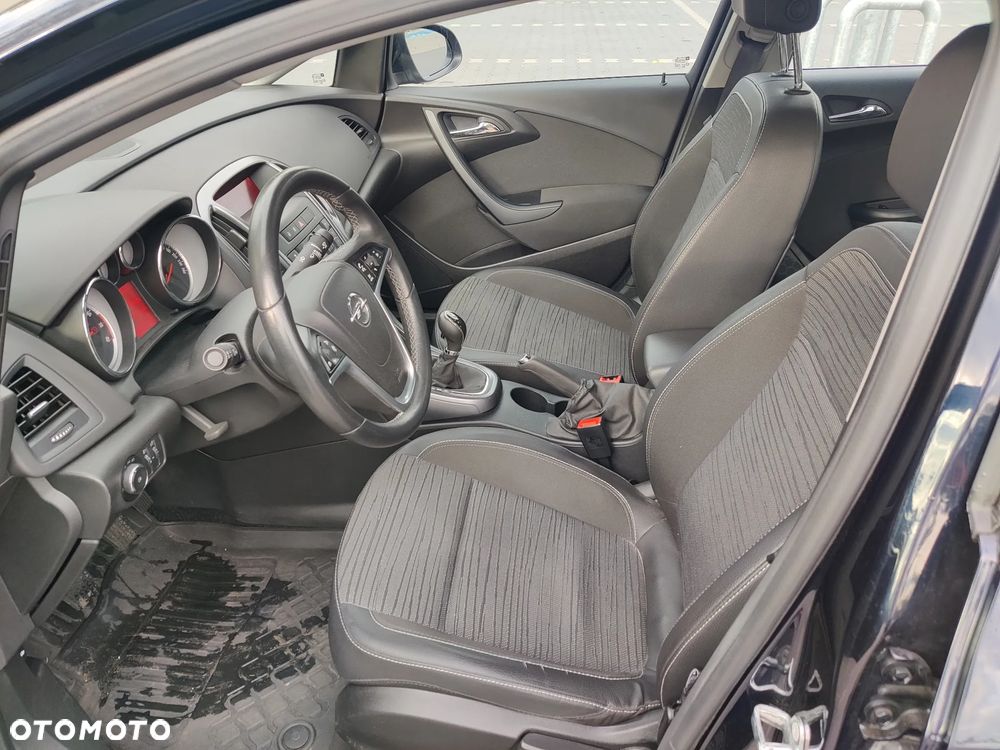 Opel Astra 1.6 EU6 - 11