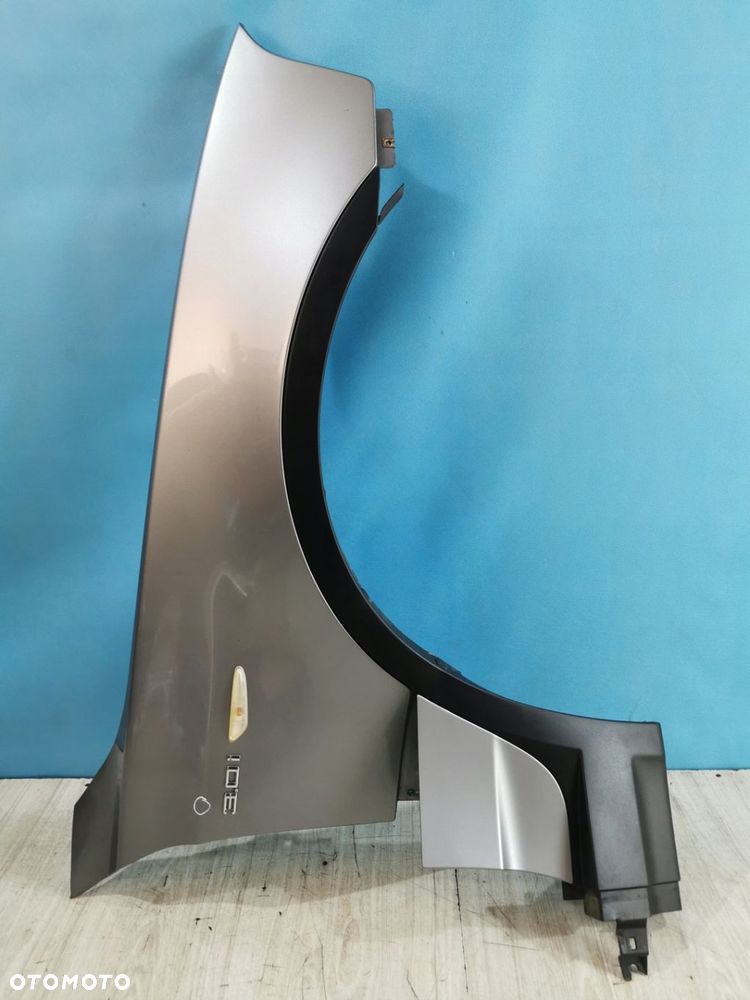 BMW X3 E83 04/07 błotnik przód prawy listwa krótki A08/7 Silbergrau - 1