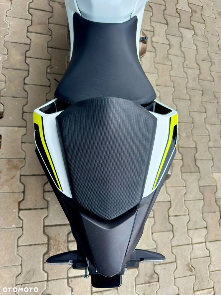 Honda CBR - 19