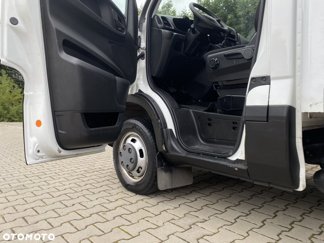 Iveco DAILY 35C15 - 25