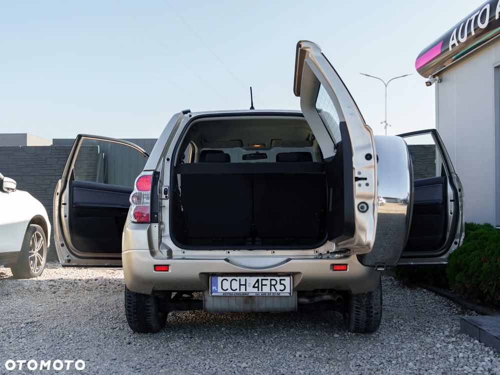 Suzuki Grand Vitara 1.6 Club - 13