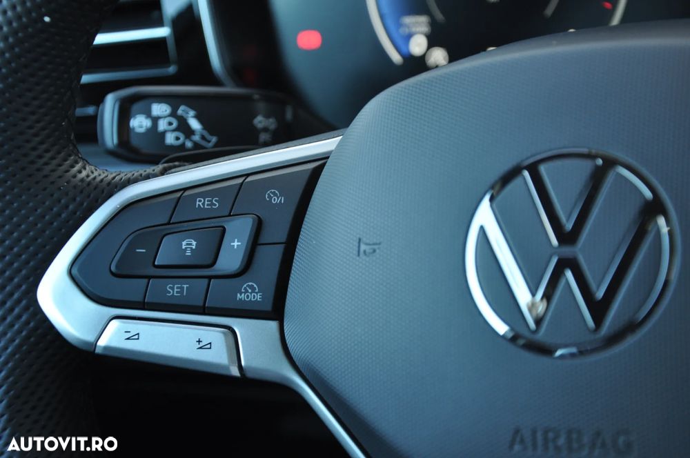 Volkswagen Touareg V6 TDI 4MOTION R-Line - 20