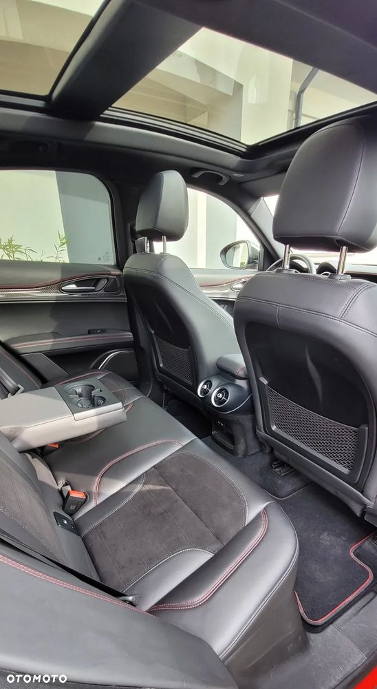 Alfa Romeo Stelvio 2.9 V6 Bi-Turbo Quadrifoglio Q4 - 17