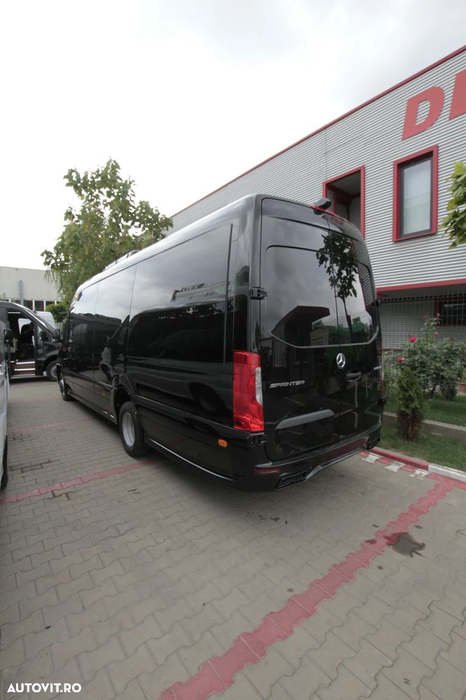 Mercedes-Benz 519 19+1+1 LOCURI vip *COC* IN STOCK - 4