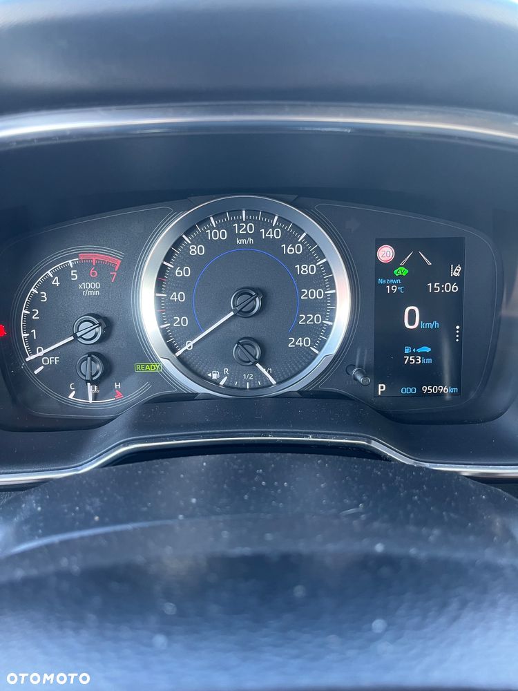 Toyota Corolla - 13