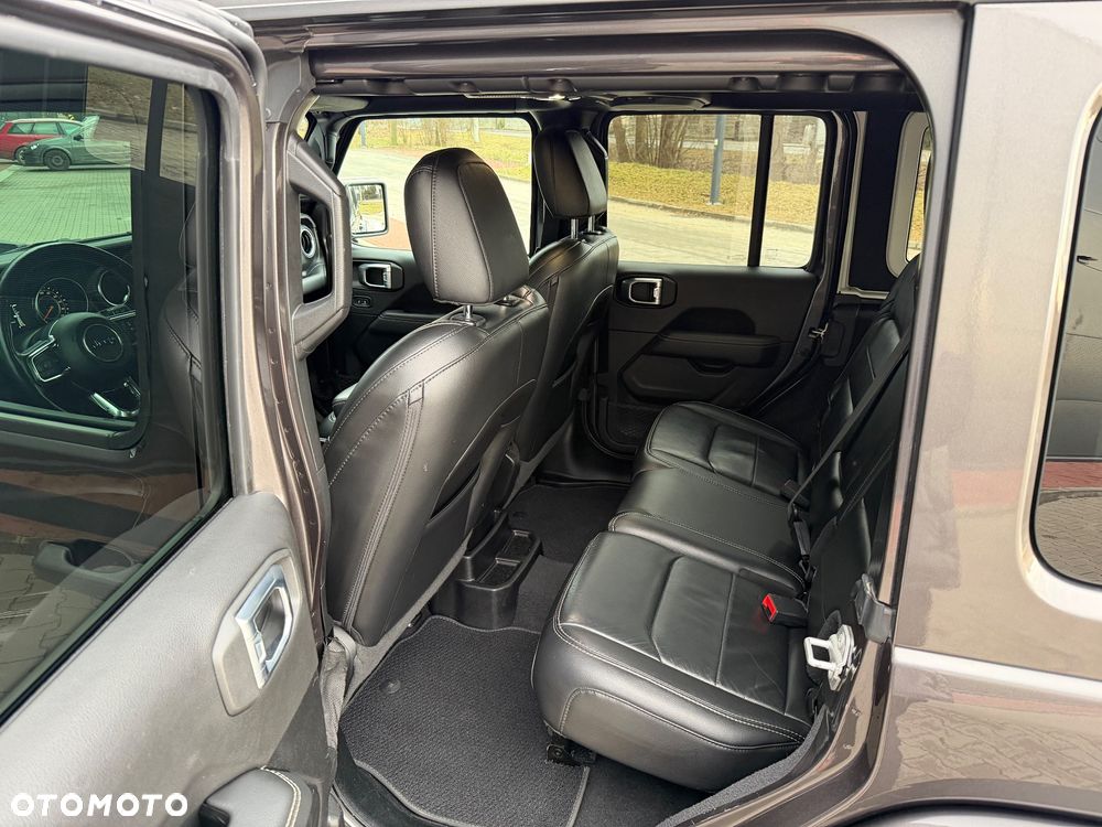 Jeep Wrangler Unlimited GME 2.0 Turbo 80th Anniversary - 13