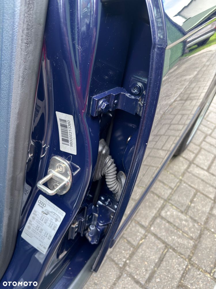 Audi A4 Avant 2.5 TDI - 33