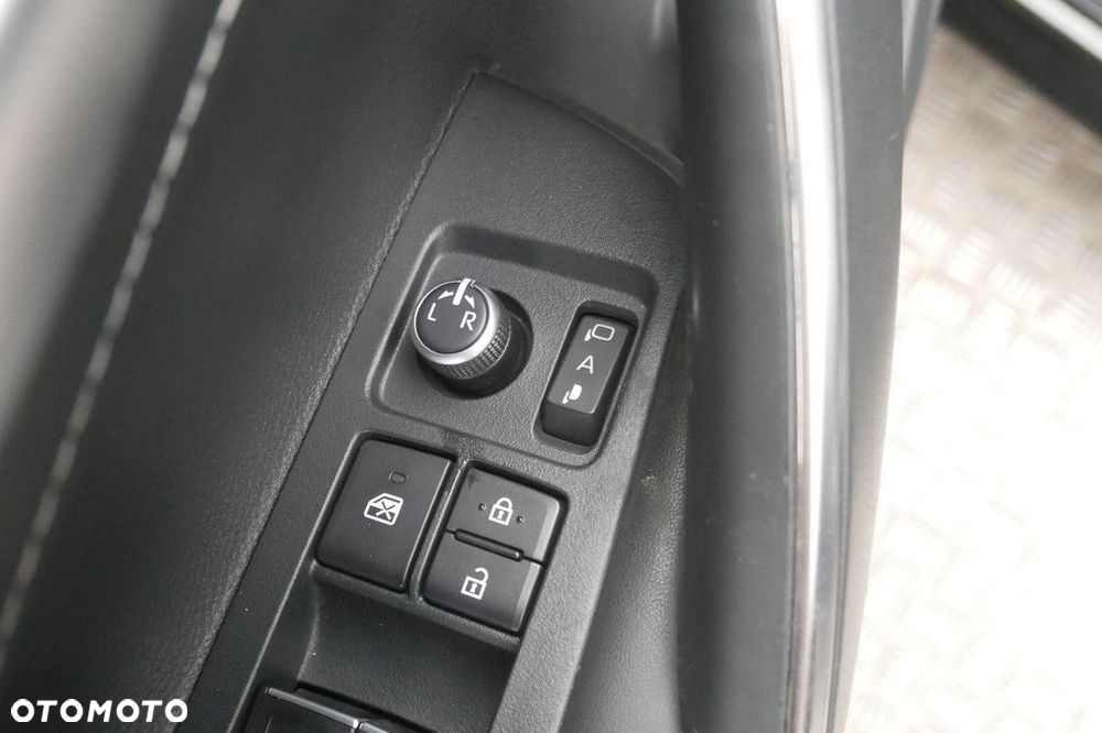 Toyota Corolla 1.8 Hybrid Style - 29