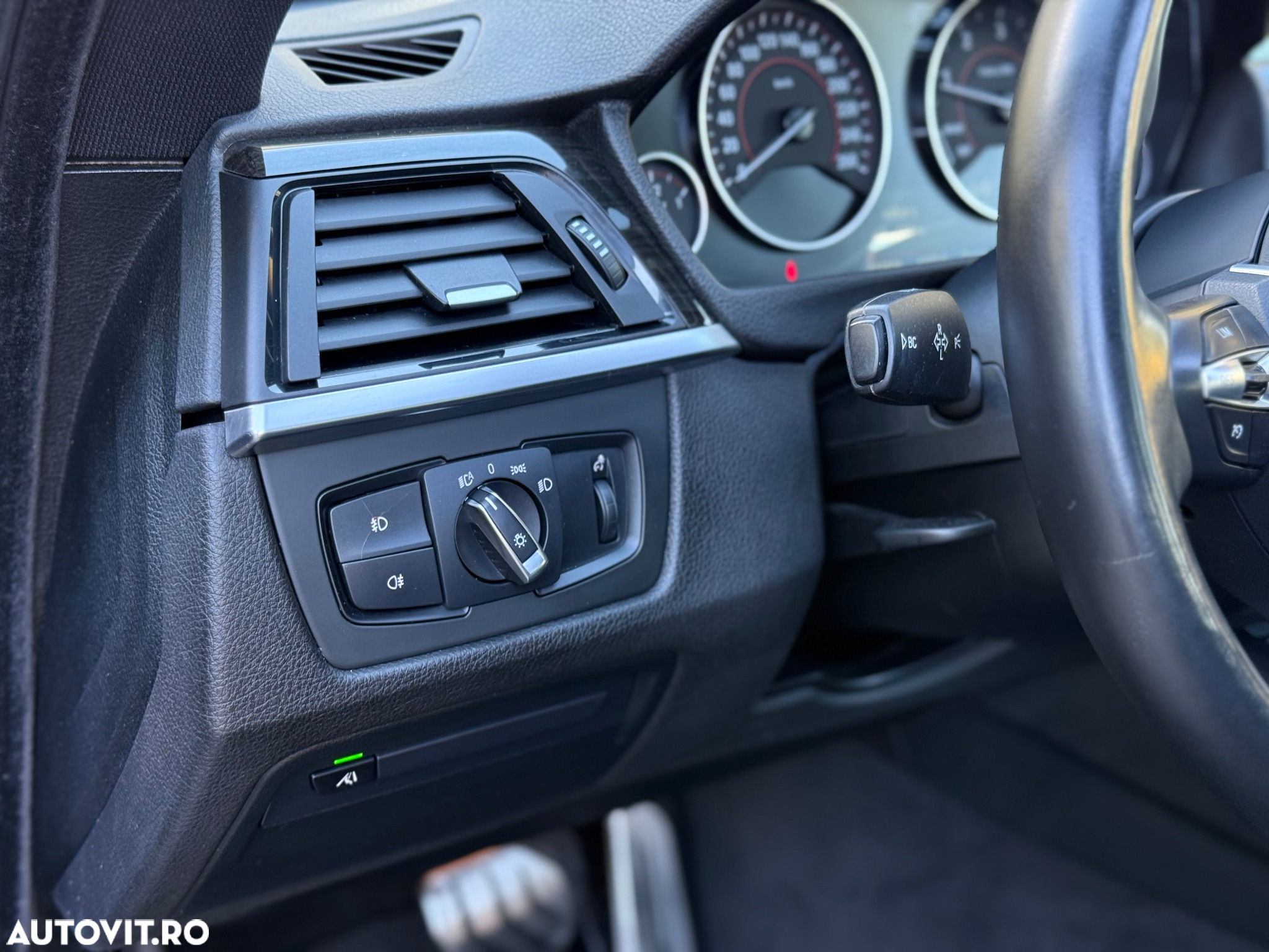 BMW Seria 3 320d GT Aut. - 26