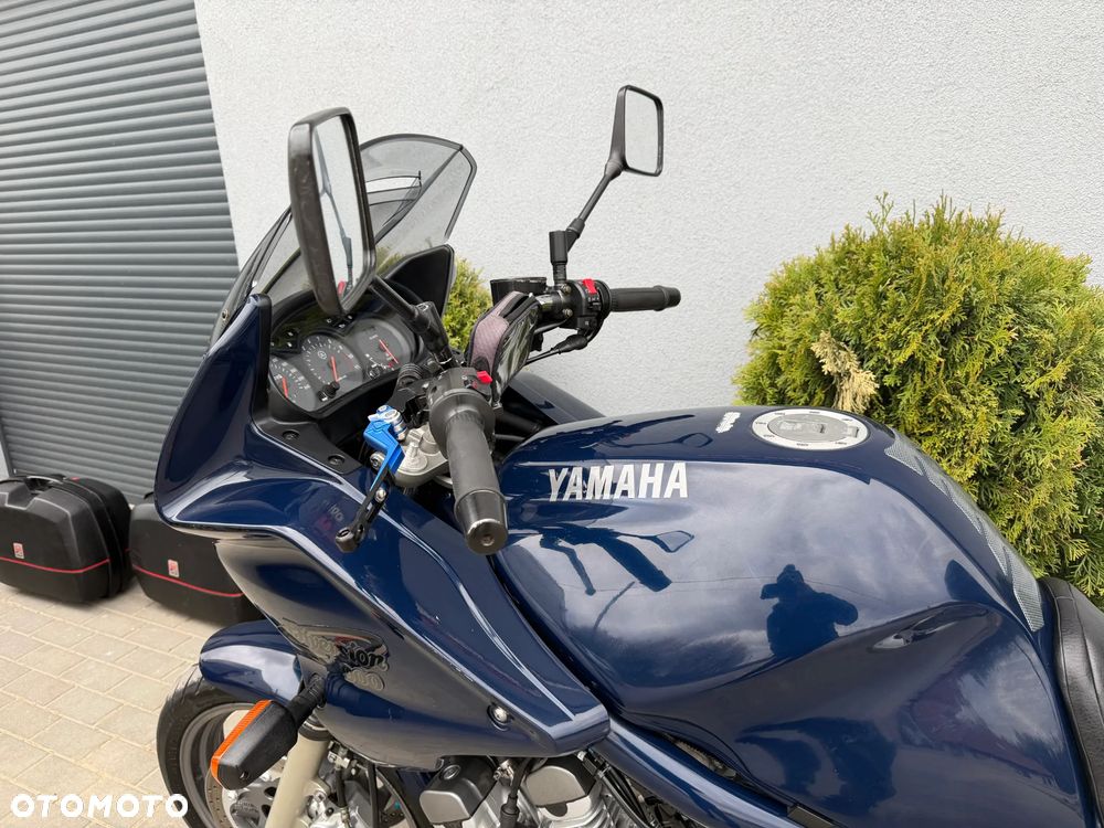 Yamaha XJ - 26