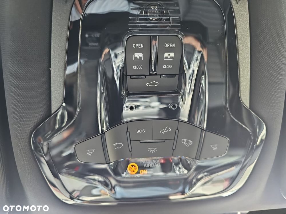 Alfa Romeo Stelvio - 18