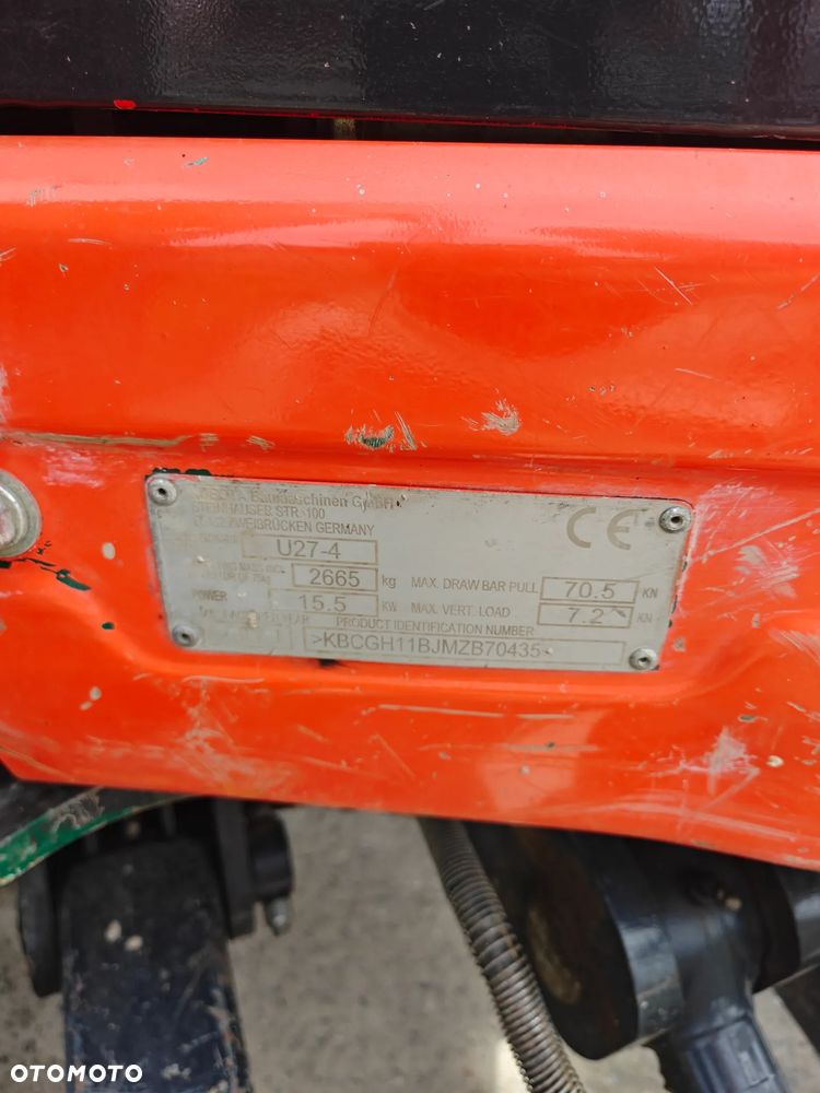 Kubota U27 - 15