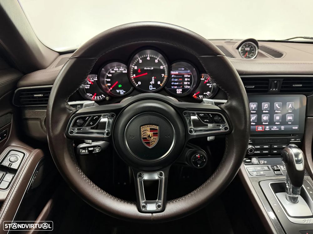 Porsche 911 (991) Turbo S - 22