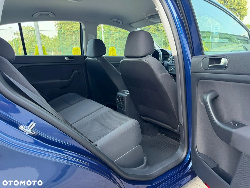 Volkswagen Golf Plus 1.6 TDI DPF Style - 12