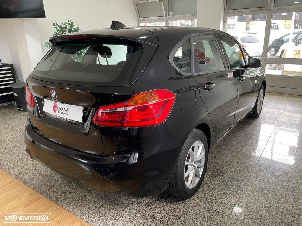 BMW 216 Active Tourer d Line Luxury - 4