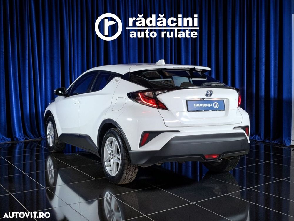 Toyota C-HR - 8