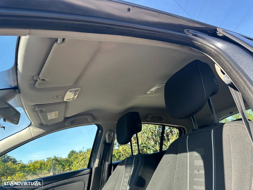 Renault Mégane 1.5 dCi Comfort SS - 22