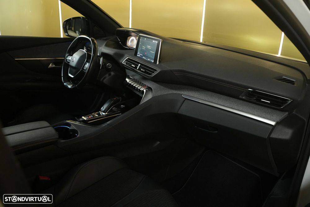 Peugeot 3008 1.5 BlueHDi GT Line EAT8 - 32