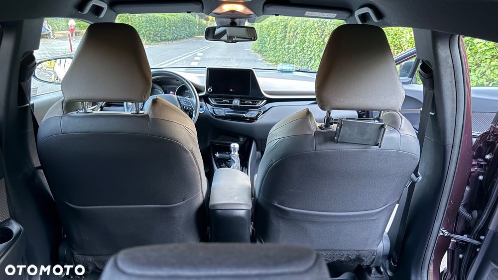 Toyota C-HR 2.0 Hybrid Executive - 17