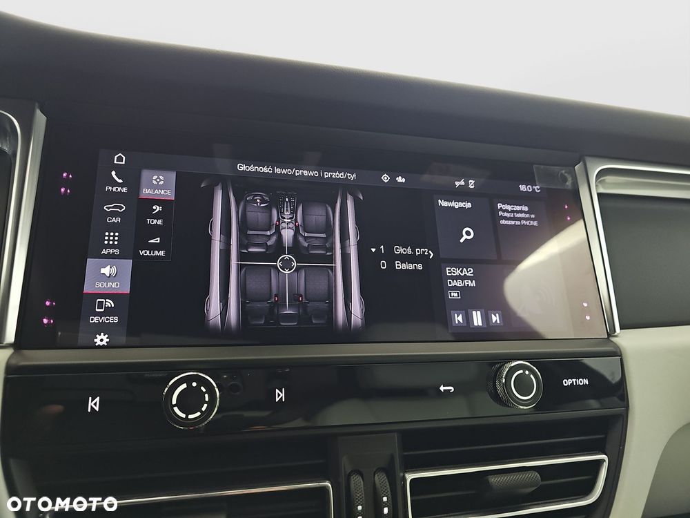 Porsche Macan Standard - 32