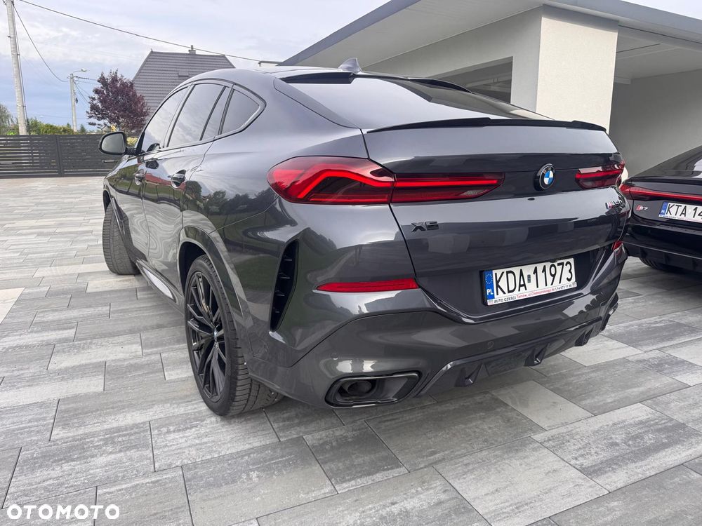BMW X6M M50d - 12