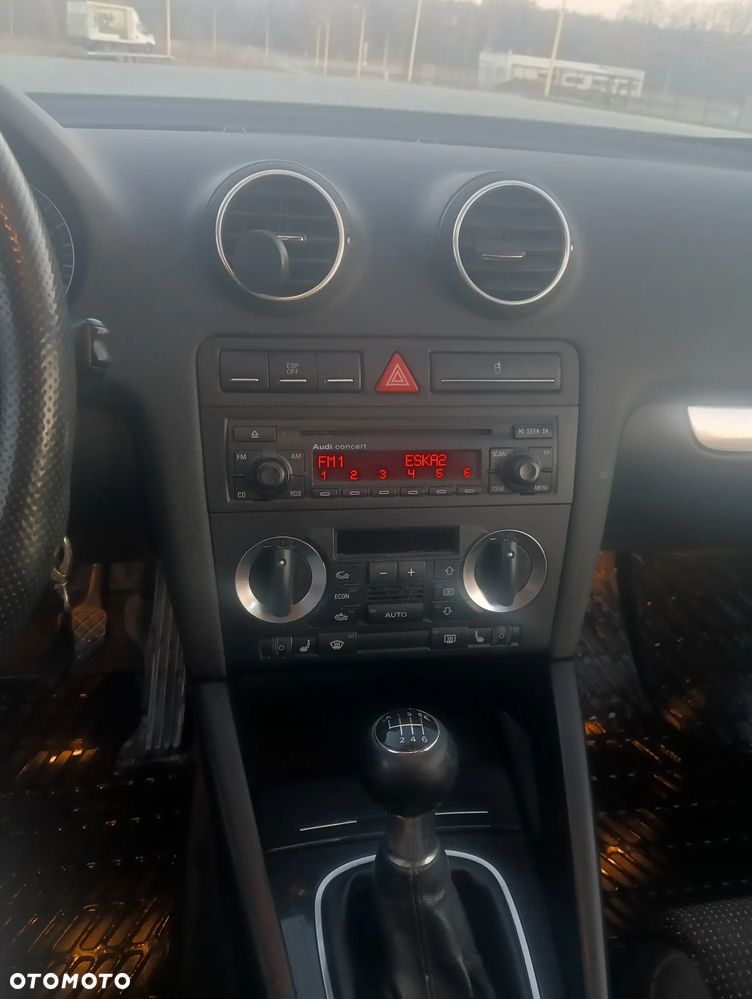 Audi A3 3-drzwiowe 2.0 TDI DPF S line Sportpaket (plus) - 9
