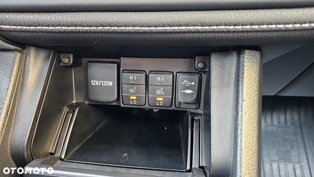 Toyota Corolla 1.6 Prestige EU6 - 36