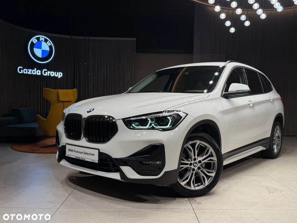 BMW X1 sDrive18i Sport Line - 1