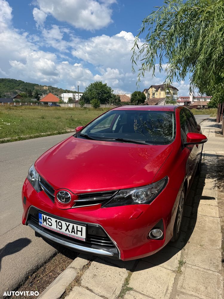 Toyota Auris - 1
