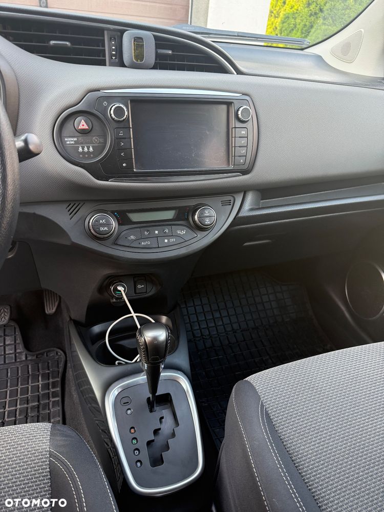 Toyota Yaris - 14