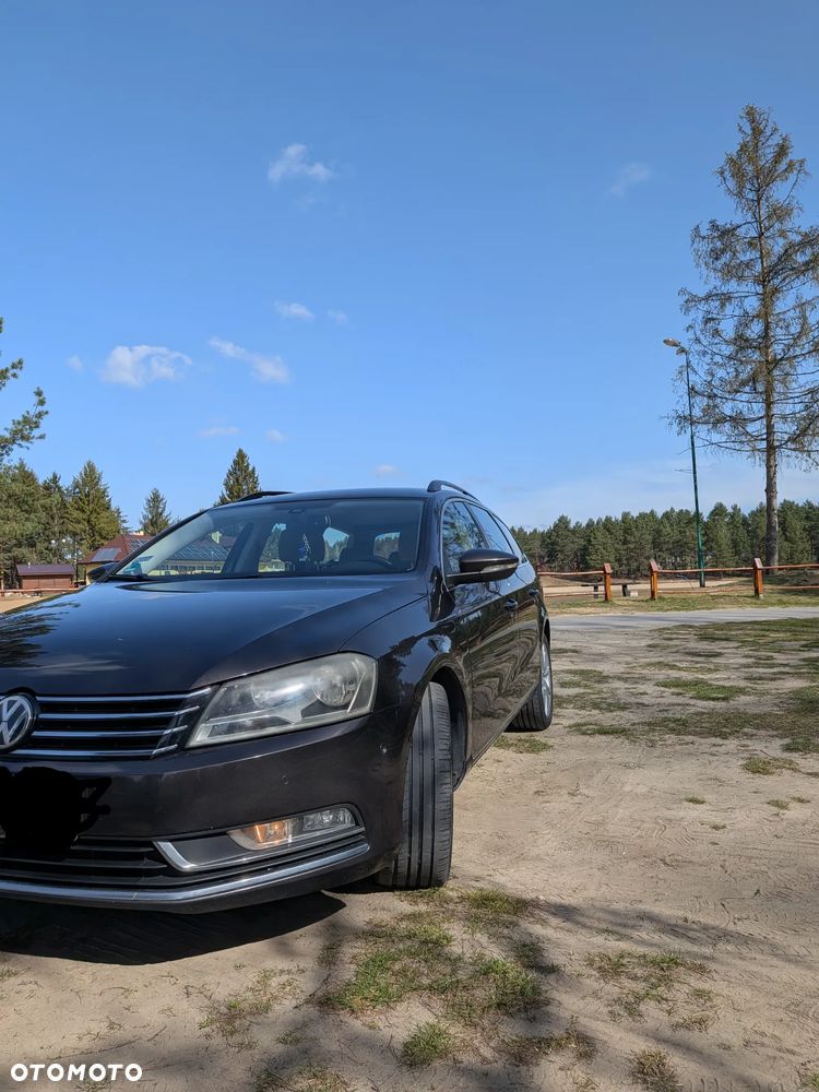 Volkswagen Passat 2.0 TDI DPF BlueMotion Technology Comfortline - 2