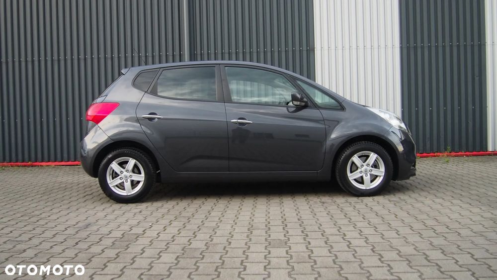Kia Venga 1.4 CVVT Business Line - 38