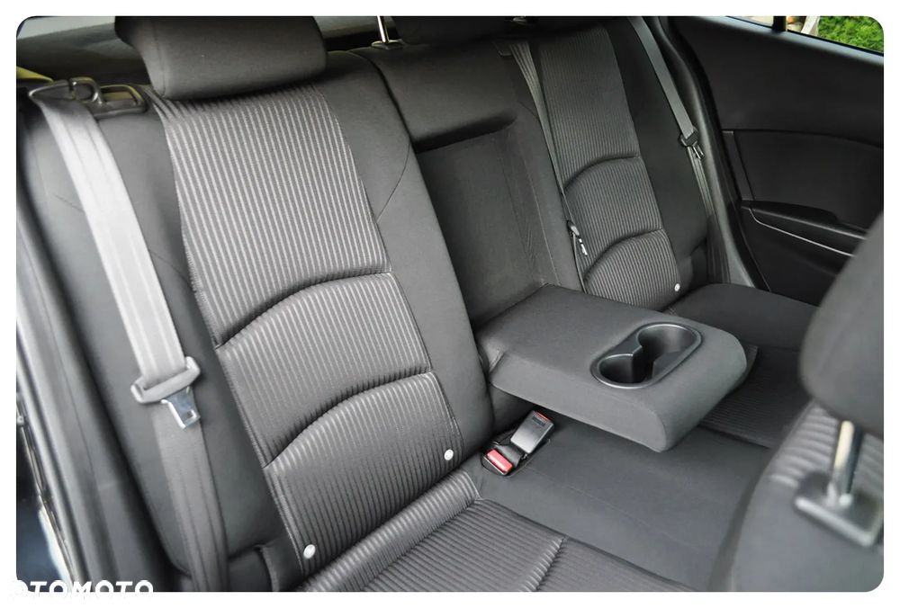 Mazda 3 SKYACTIV-G 120 Center-Line - 28