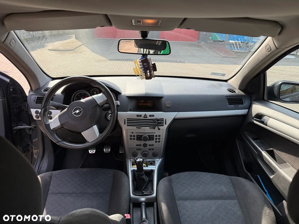 Opel Astra 1.7 CDTI - 5