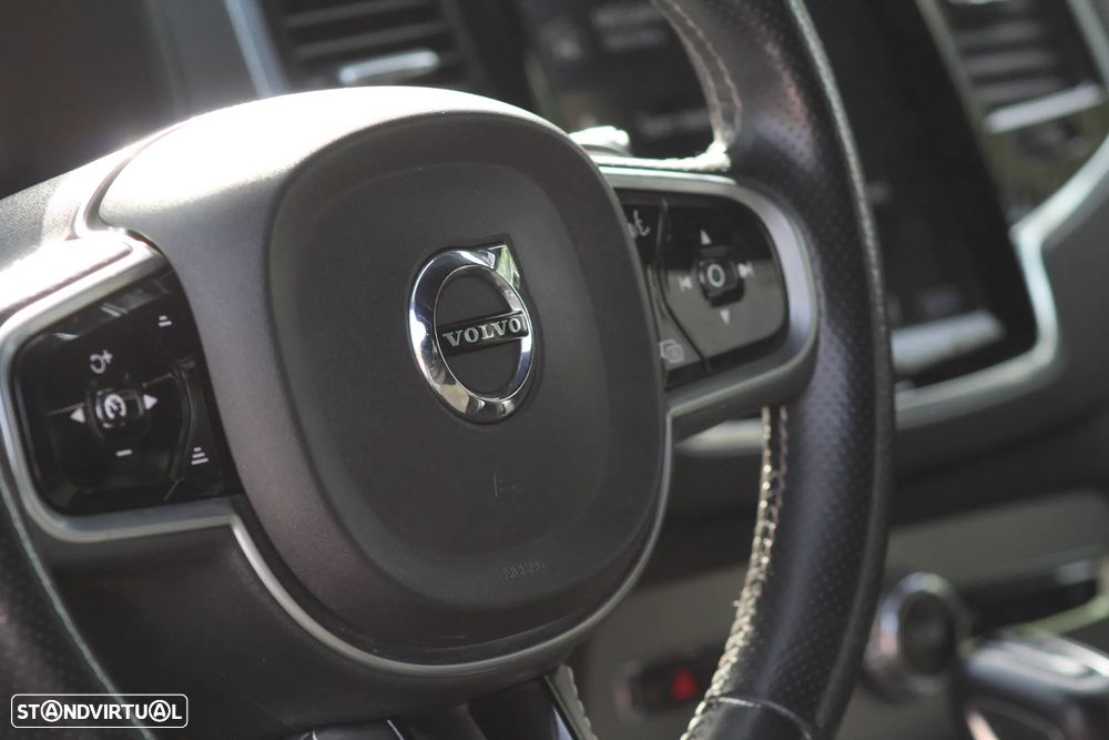 Volvo XC 90 2.0 D4 R-Design - 38