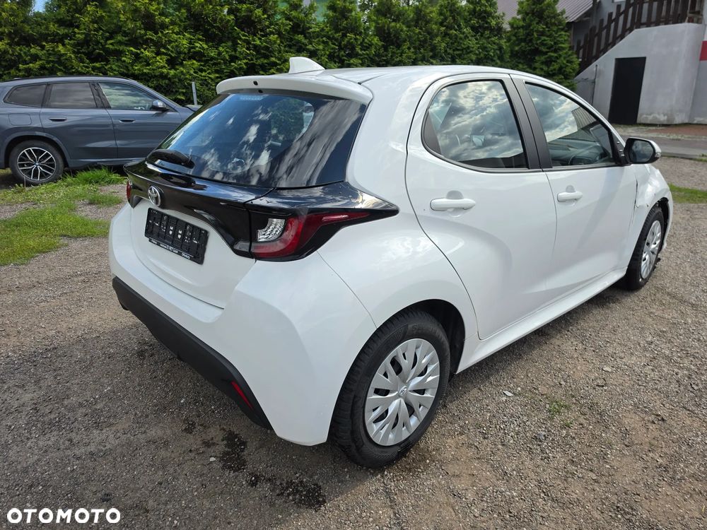 Toyota Yaris 1.0 Premium - 1