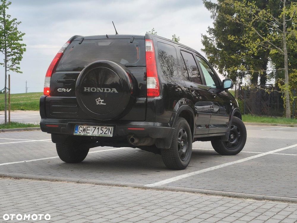 Honda CR-V 2.0 LS High - 32