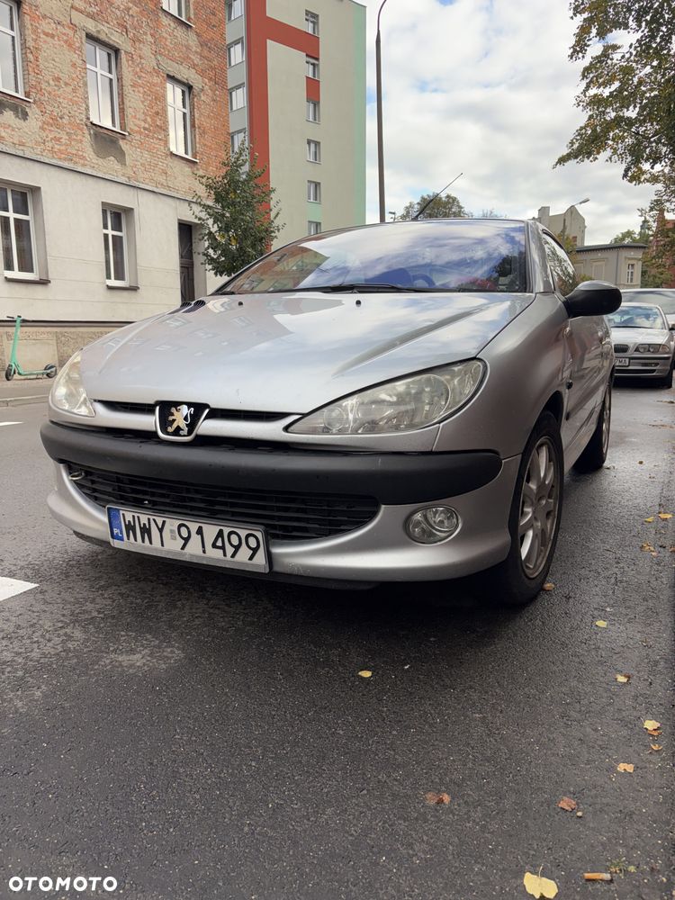 Peugeot 206 CC - 1