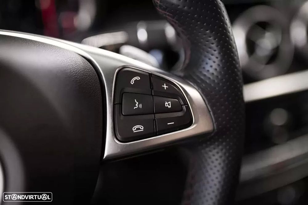 Mercedes-Benz A 200 CDI 7G-DCT AMG Line - 17