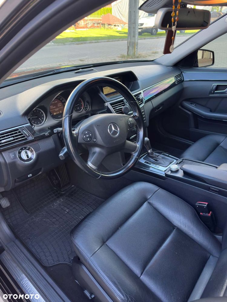 Mercedes-Benz Klasa E 250 CDI DPF BlueEFFICIENCY Automatik Avantgarde - 16