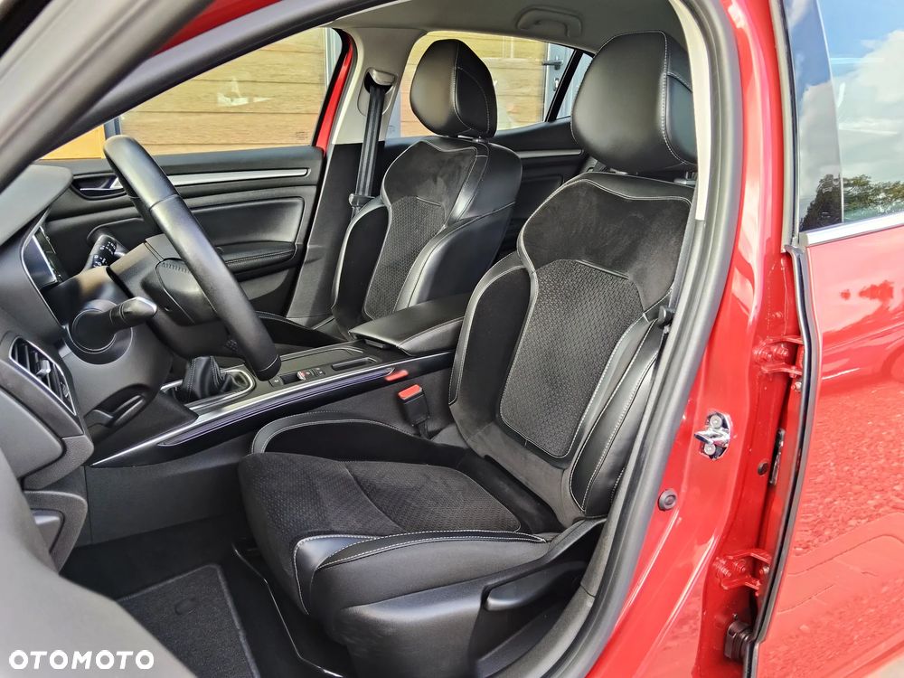 Renault Megane ENERGY TCe 130 INTENS - 13