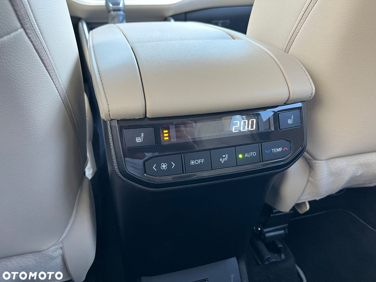 Toyota Highlander - 34